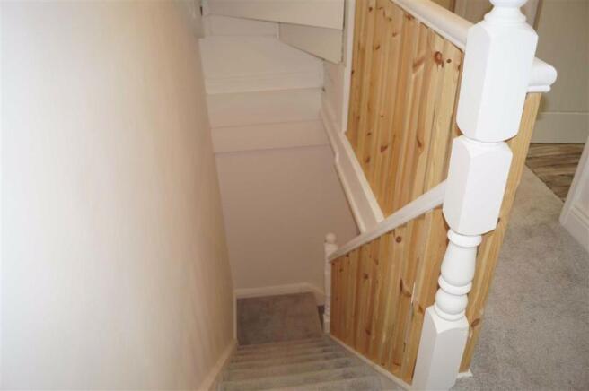 STAIRS/LANDING