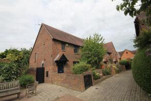 28, Adam Court, Henley-on-thames RG9 2BJ