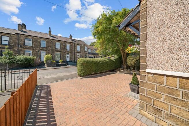 3 bed Semi-Detached for sale Image 10
