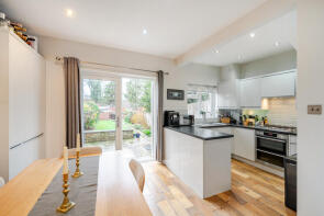 98, Parish Lane, Penge, London SE20 7NR
