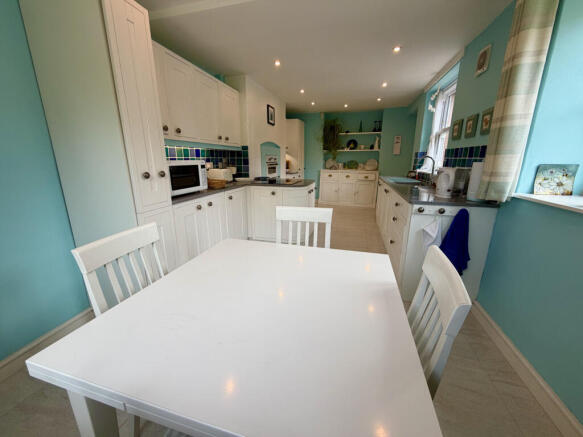 Southover, Wells, Somerset, BA5 photo 4