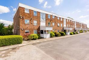 2, Links View Court, Whitefield M45 7HP