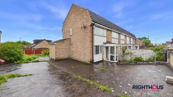 2 bed End of Terrace to rent Image 9