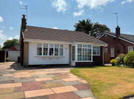 14, The Lawns, Southport PR9 9NS