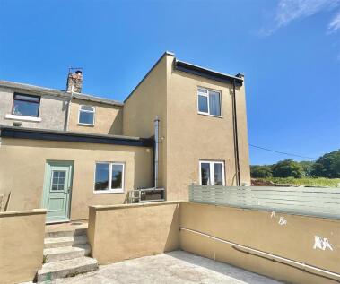 Salmon Hall Cottages, Howden Le Wear