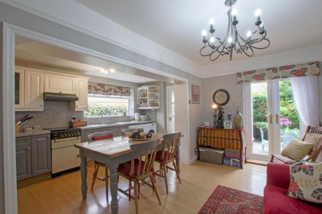 Living/Dining Kitchen