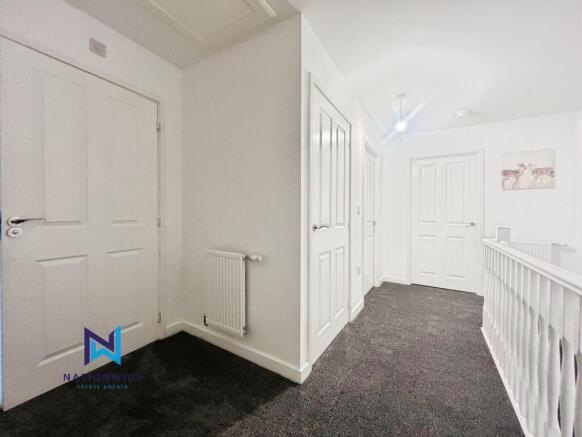3 bed Semi-Detached to rent Image 12