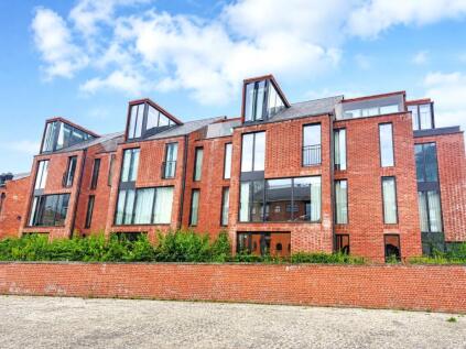 Flat 10, Canal Wharf House, 15 Blantyre Street, MANCHESTER, M15