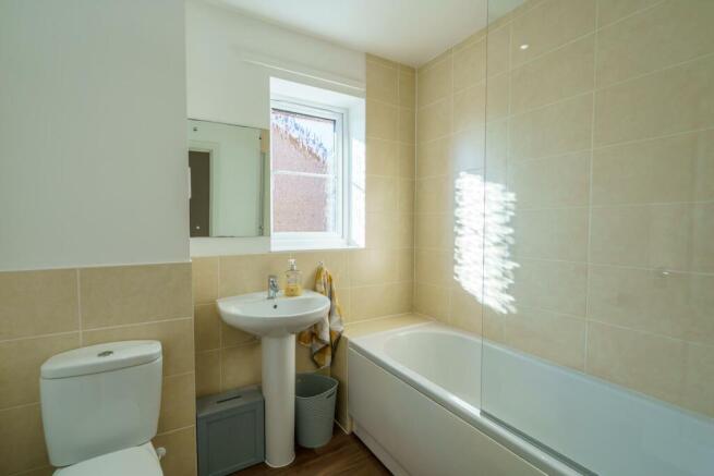 Family Bathroom.jpg