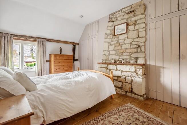 Pretty chalkstone...