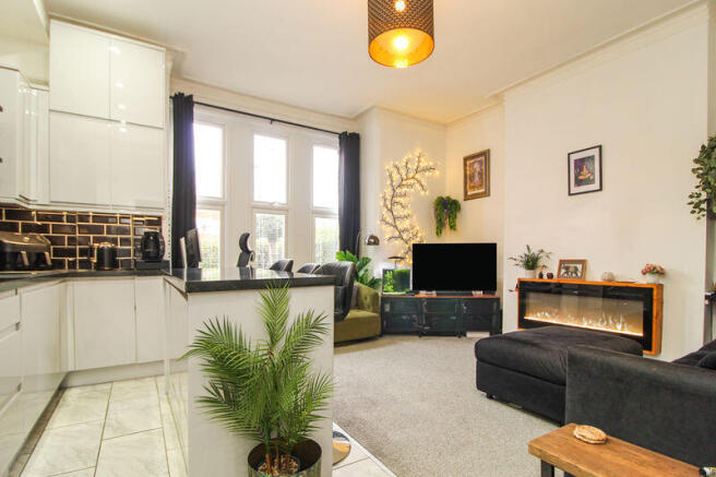 Kitchen/Living room