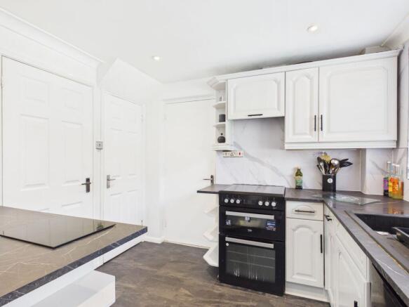 Derwent Drive, Kendal, LA9 - View 6