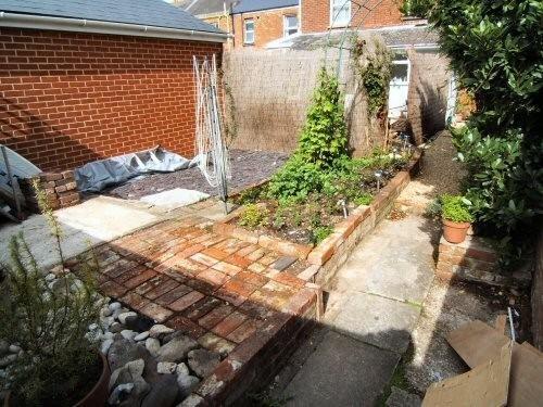 Garden to rear
