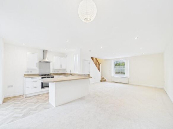 CAM02089G0-PR0656...