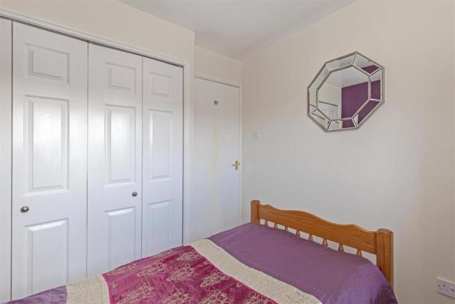 Bedroom 4-2.jpg