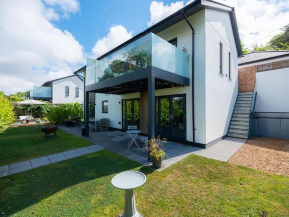 House & Garden