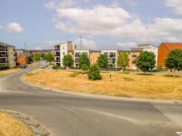 32, Great Ground, Aylesbury HP18 0FE