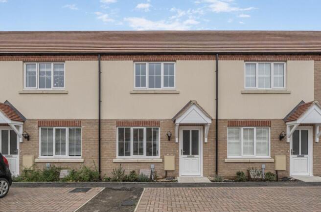 1373801-12-6903ab83c39f5