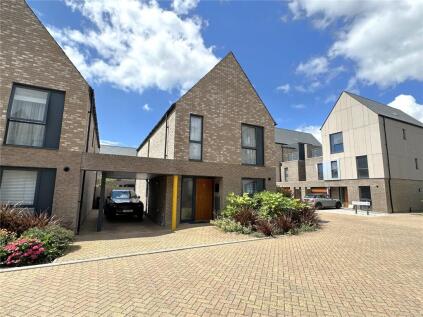 Macauley Drive, Sovereign Harbour North