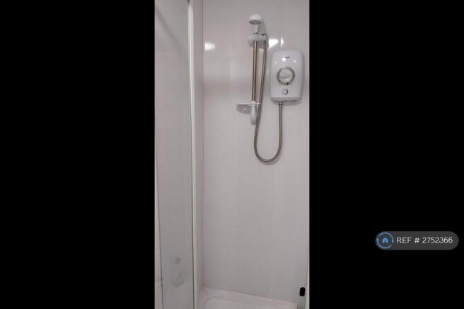 Shower/Wc  Ground Floor