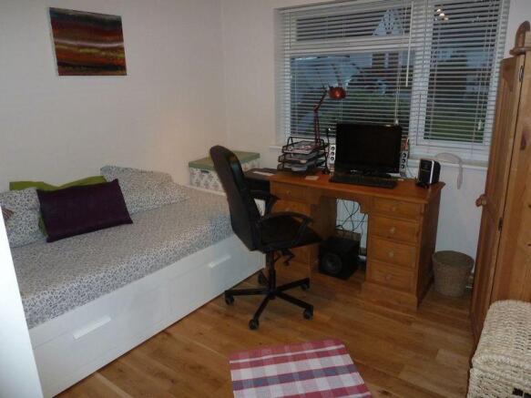 Photo 10