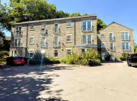 30, Moorlands Court, Moorlands Avenue West, Dewsbury WF13 2LB