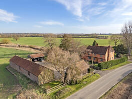 Wardropers Farm House, Mountnessing Road, Mountnessing CM12 0TS