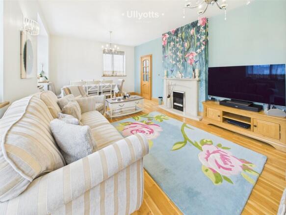3 bed Detached for sale Image 4