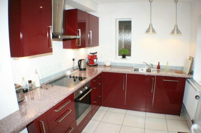 KITCHEN/BREAKFAST RO