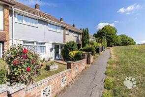 34, West Thorpe, Barstable, Basildon SS14 1LU