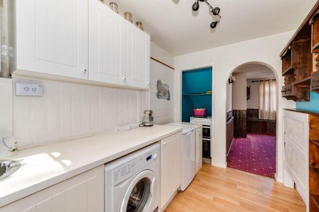 KITCHEN, DINER AND LIVING ROOM