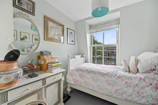Sterndale Road - Bedroom.JPG