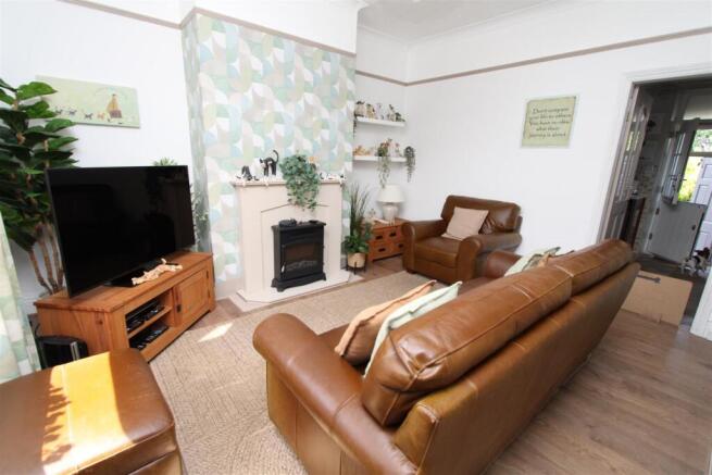 2 bed Terraced for sale Image 5