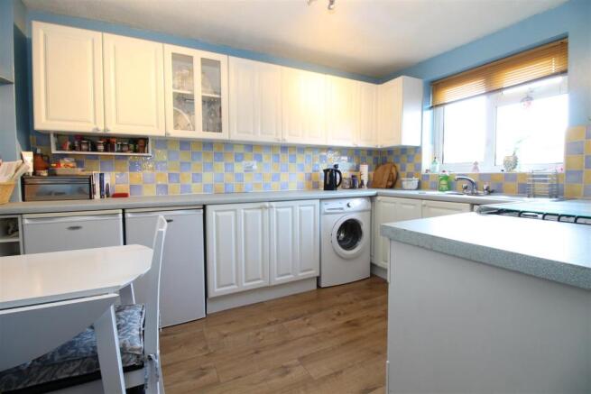 Kitchen & Breakfast Room