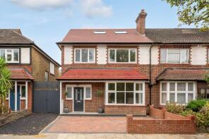 224, Weir Road, London SW12 0NW