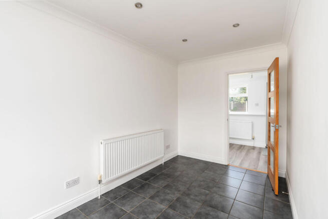 4 bed Detached for sale Image 5