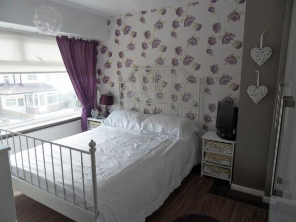 BEDROOM 1