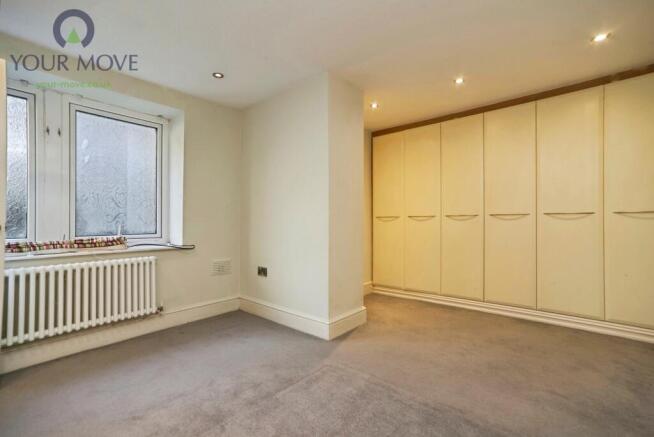 2 bed Flat for sale Image 11
