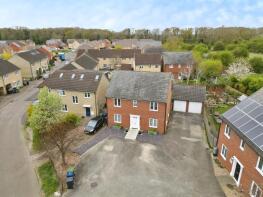 30, Grafton Drive, Highfields Caldecote, Cambridge CB23 7UE