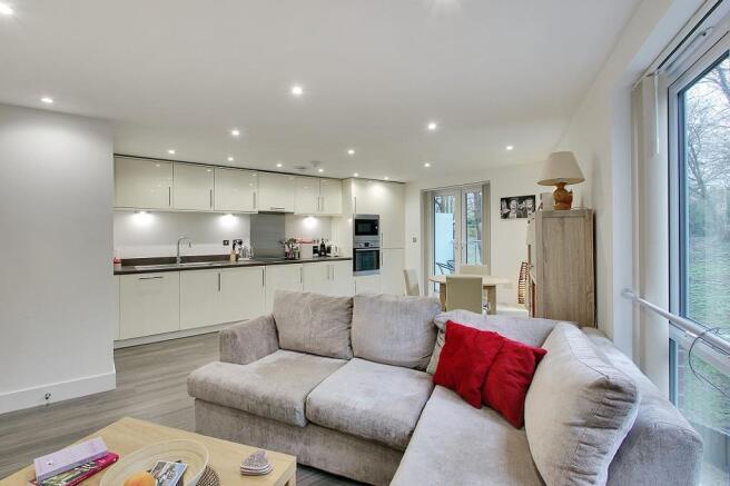 Sitting / Kitchen