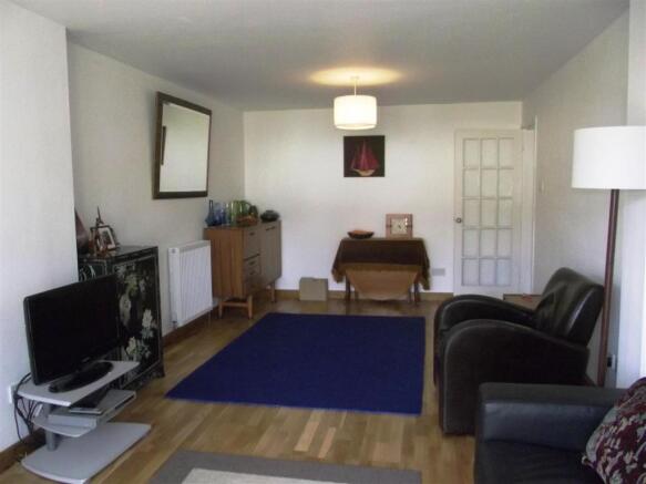 Sitting/Dining Room