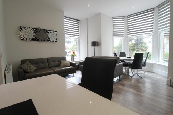 Lounge Alt