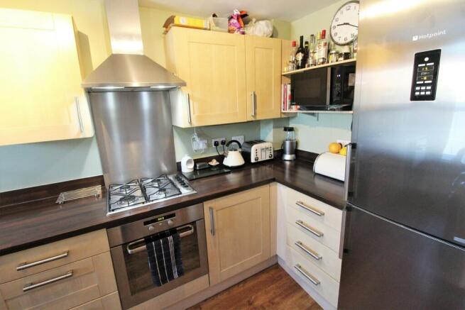Kitchen oven