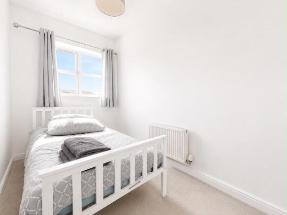 4 bed End of Terrace to rent Image 12