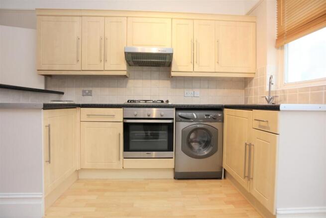 2, 19 Farm Road, Hove (8).JPG