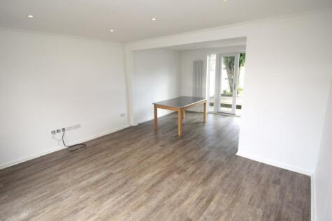 St Dunstans Road, Hounslow, TW4