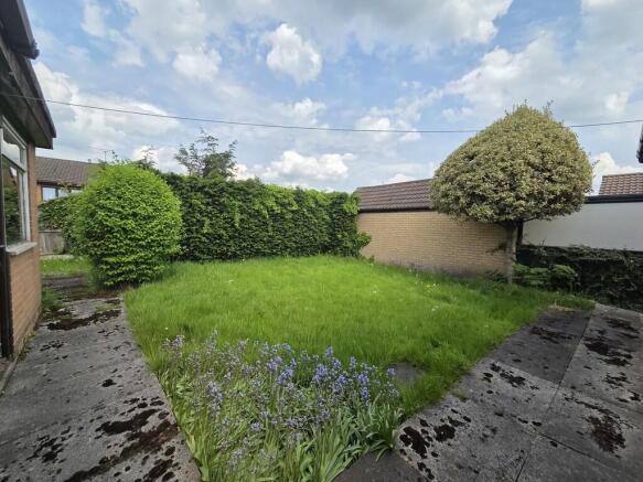 2 bed Detached Bungalow for sale Image 4