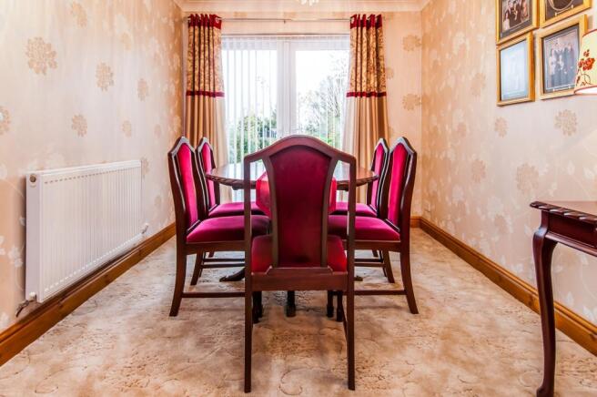 Dining Room/ Bedroom
