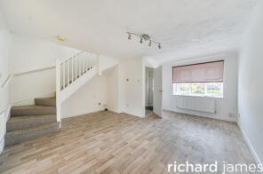 5, Aden Court, Abbey Meads, Swindon SN25 4WX