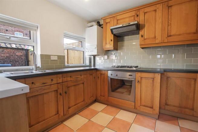 3 bed Semi-Detached for sale Image 5